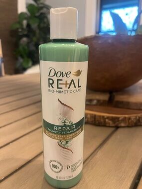 Dove REAL Repair Coconut & Vegan Keratin Silicone-Free Conditioner